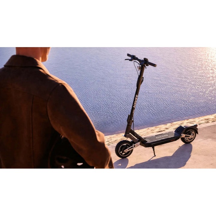 Electric scooter with triple braking and front and rear suspension – NAVEE ST3 – 6